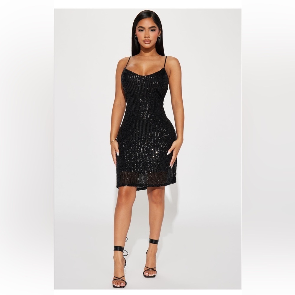NWT Fashion Nova A sweet life sequin mini dress adjustable straps v neck